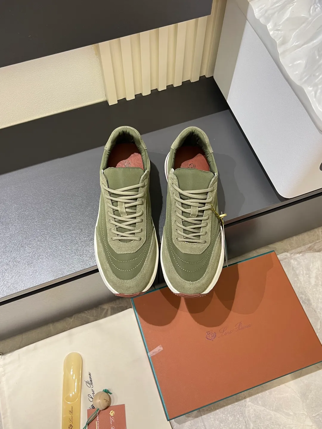 Men's men's shoes 💰p480 Loro men's shoes 💰piana niche classic jogging shoes, men's lace-up casual shoes and sneakers, high-quality lightweight and comfortable fabrics, suitable for outdoor leisure, the color scheme is young and energetic, and it looks great with sportswear or casual suits! Size: 38-44 (45 customized)